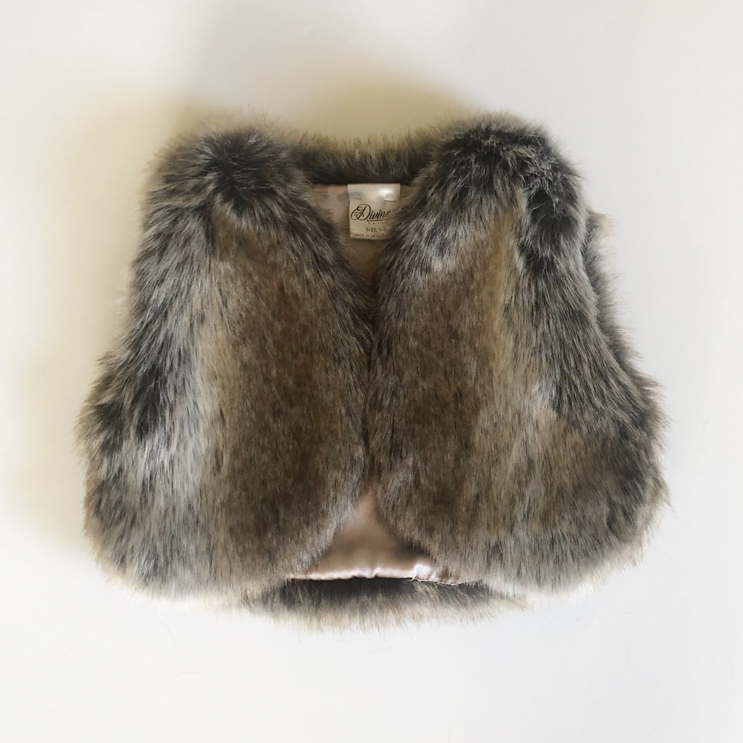 Little Fur Vest – Elk